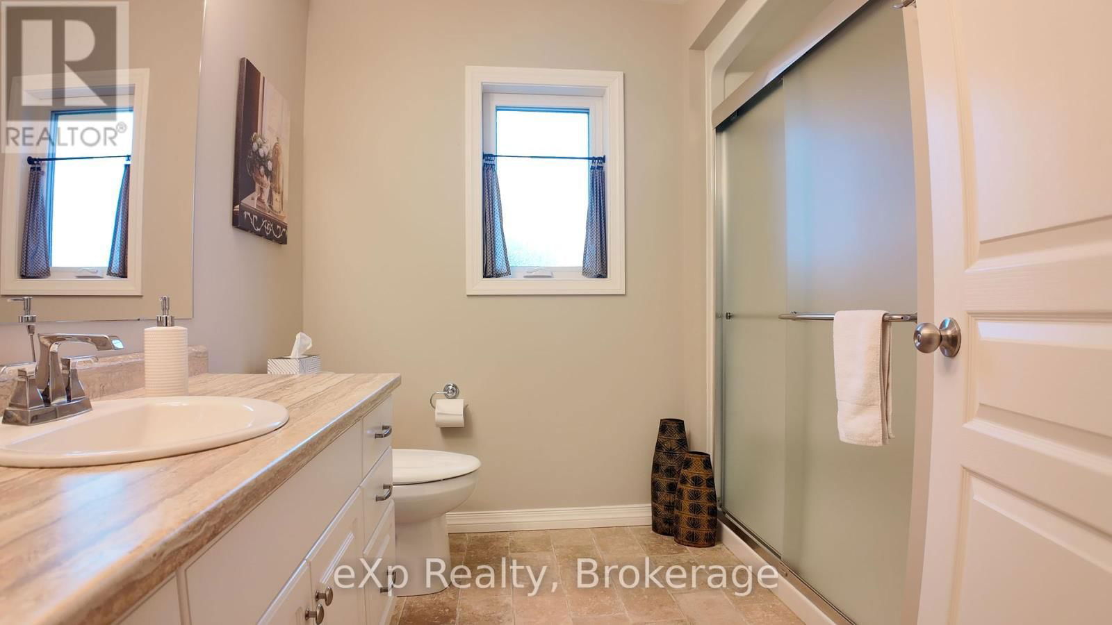 188 12TH AVENUE Image 22