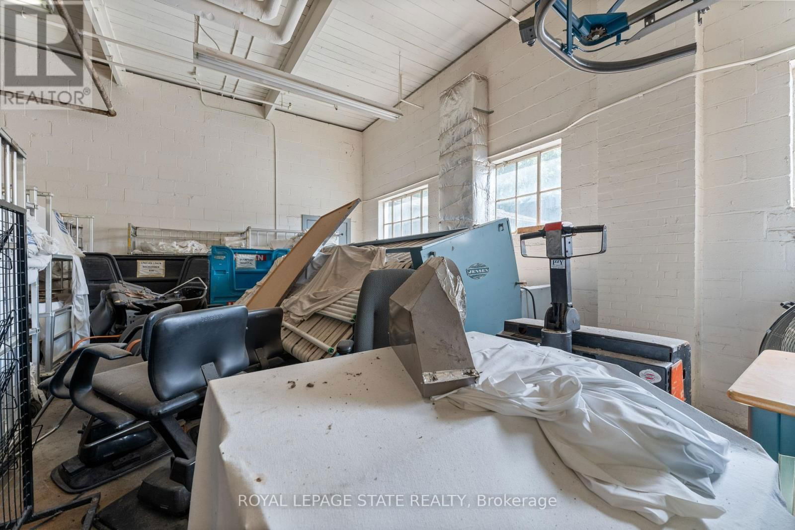 455 CUMBERLAND AVENUE Image 36