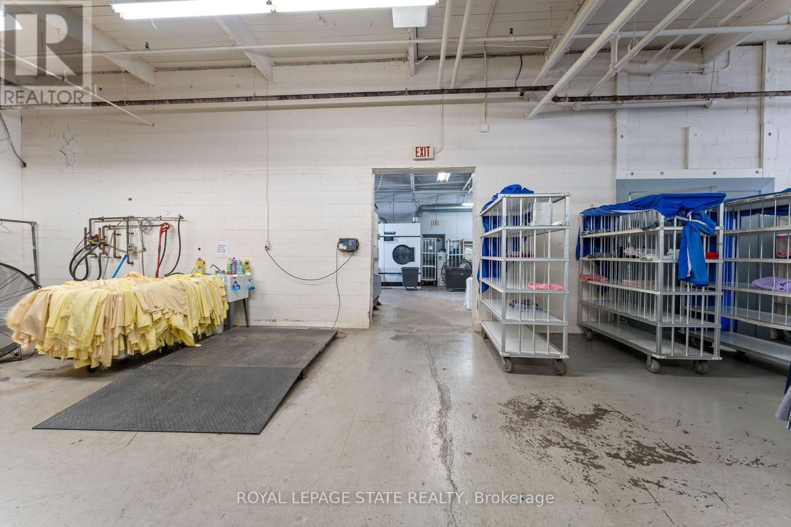455 CUMBERLAND AVENUE Image 38
