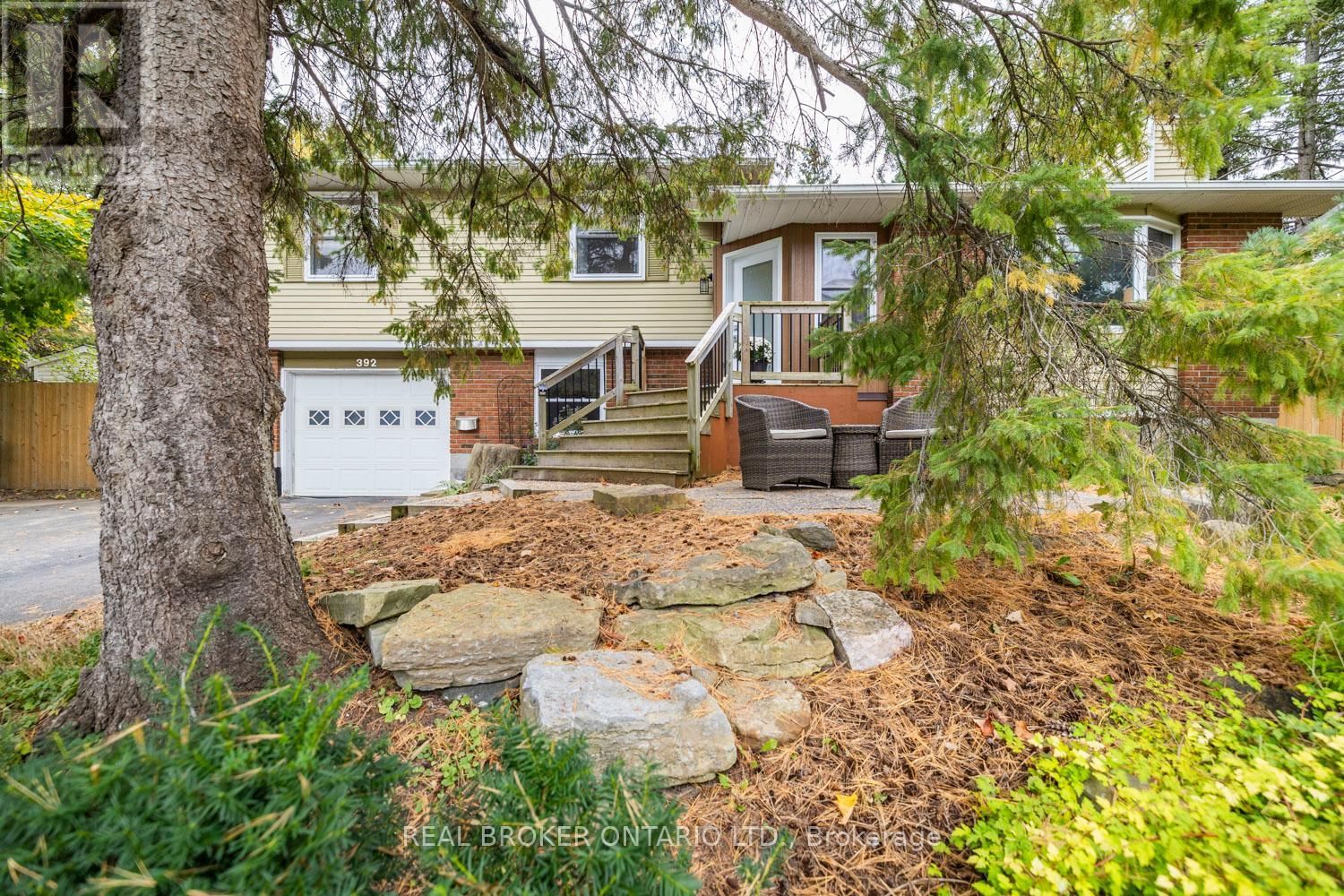 392 COUNTRY STREET Image 41