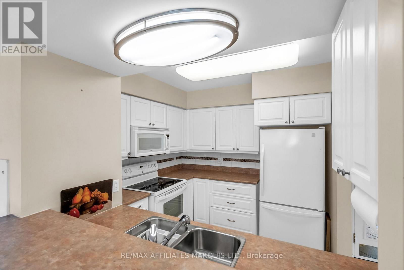 108 - 121 WATER STREET WEST Image 12
