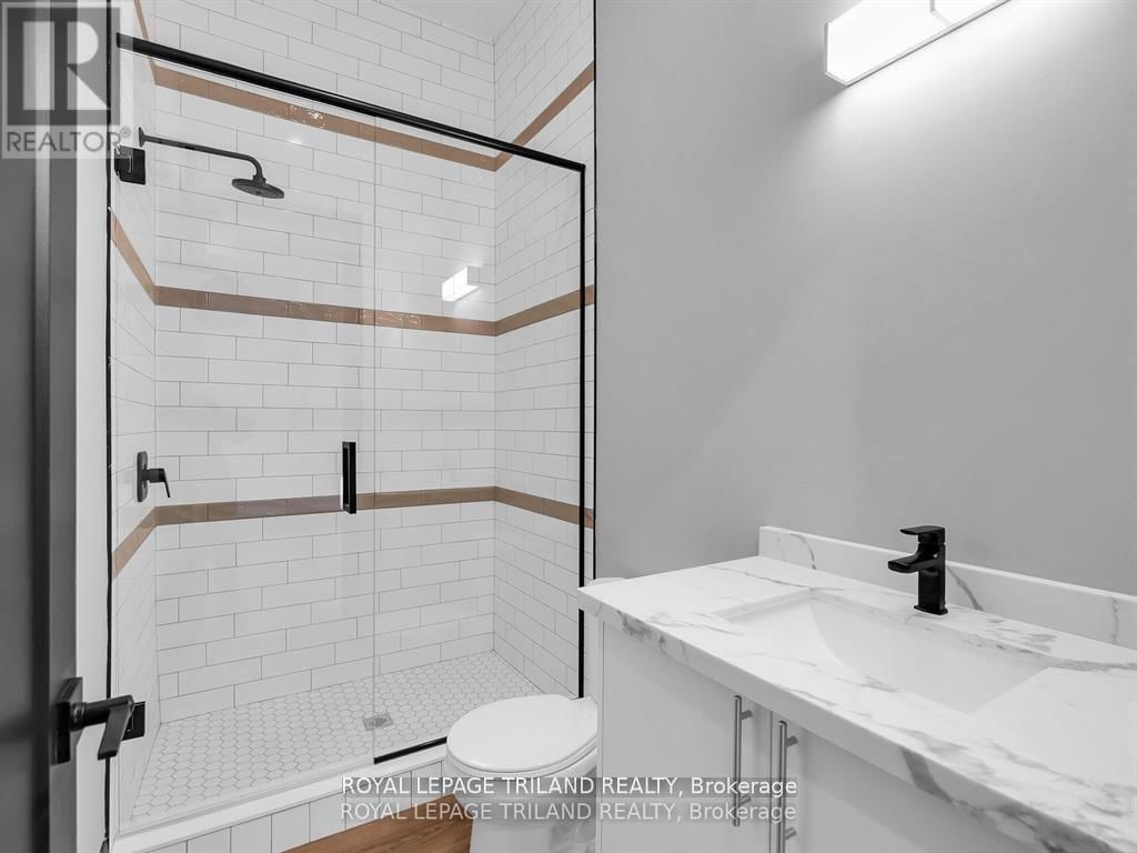54 STANLEY STREET Image 10