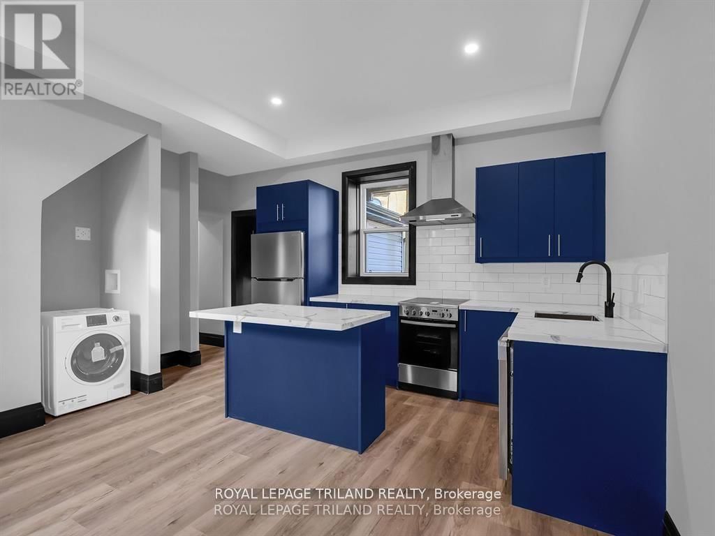54 STANLEY STREET Image 12