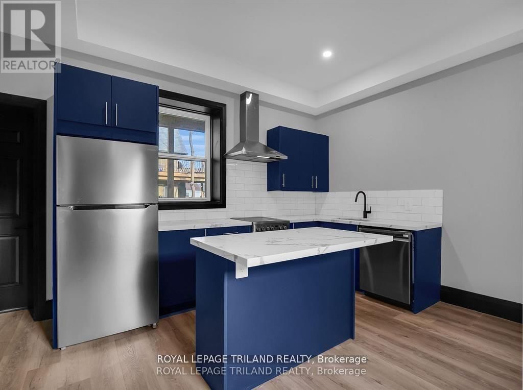 54 STANLEY STREET Image 13