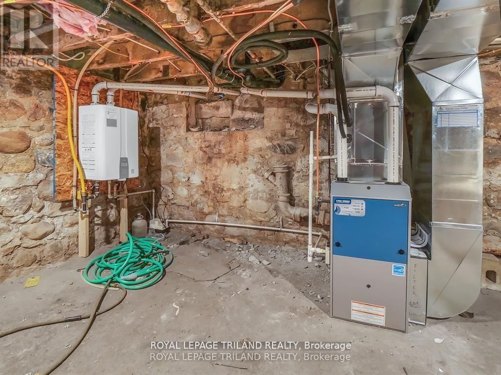 54 STANLEY STREET Image 36