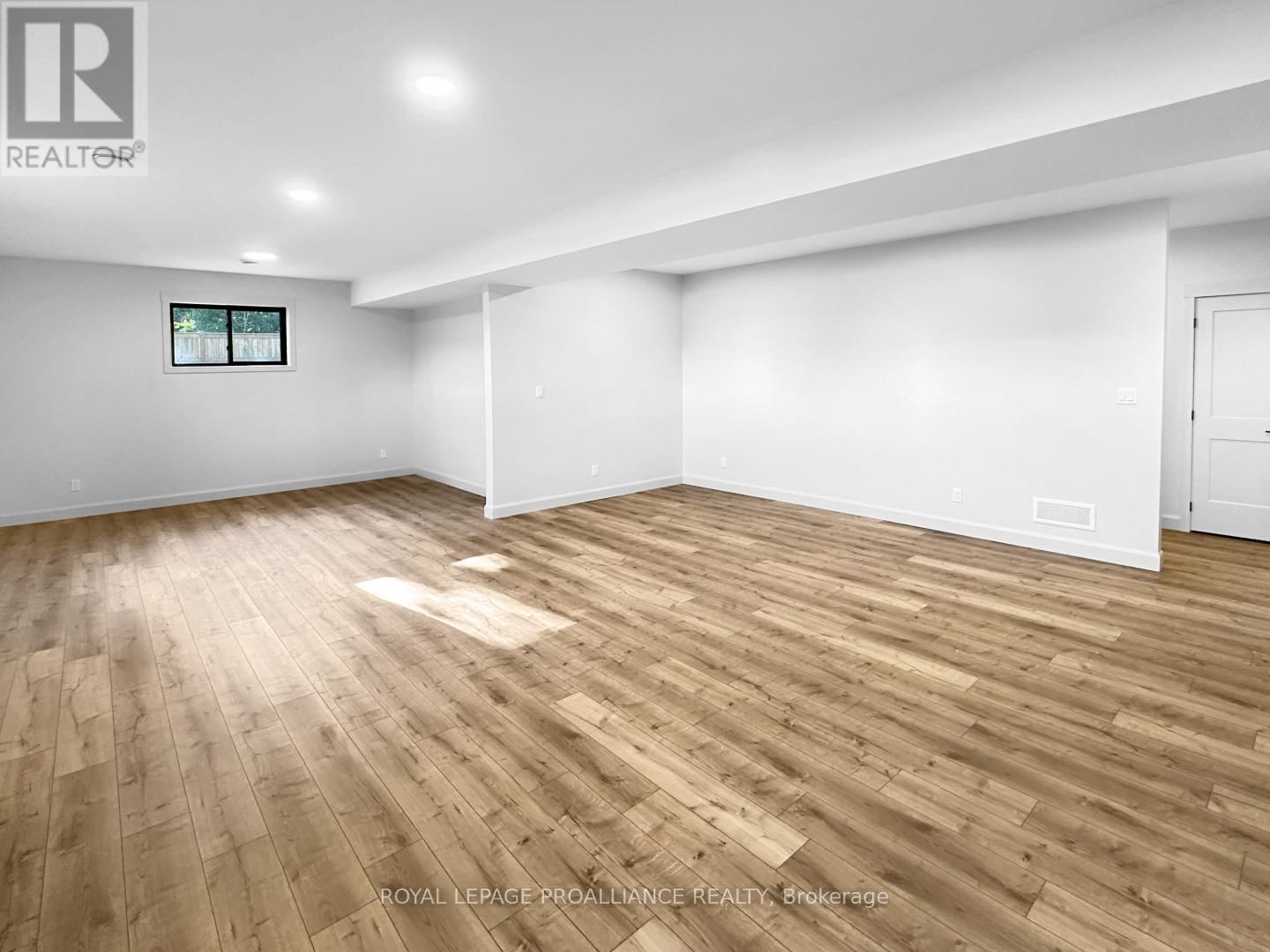 37 DEERVIEW DRIVE Image 28