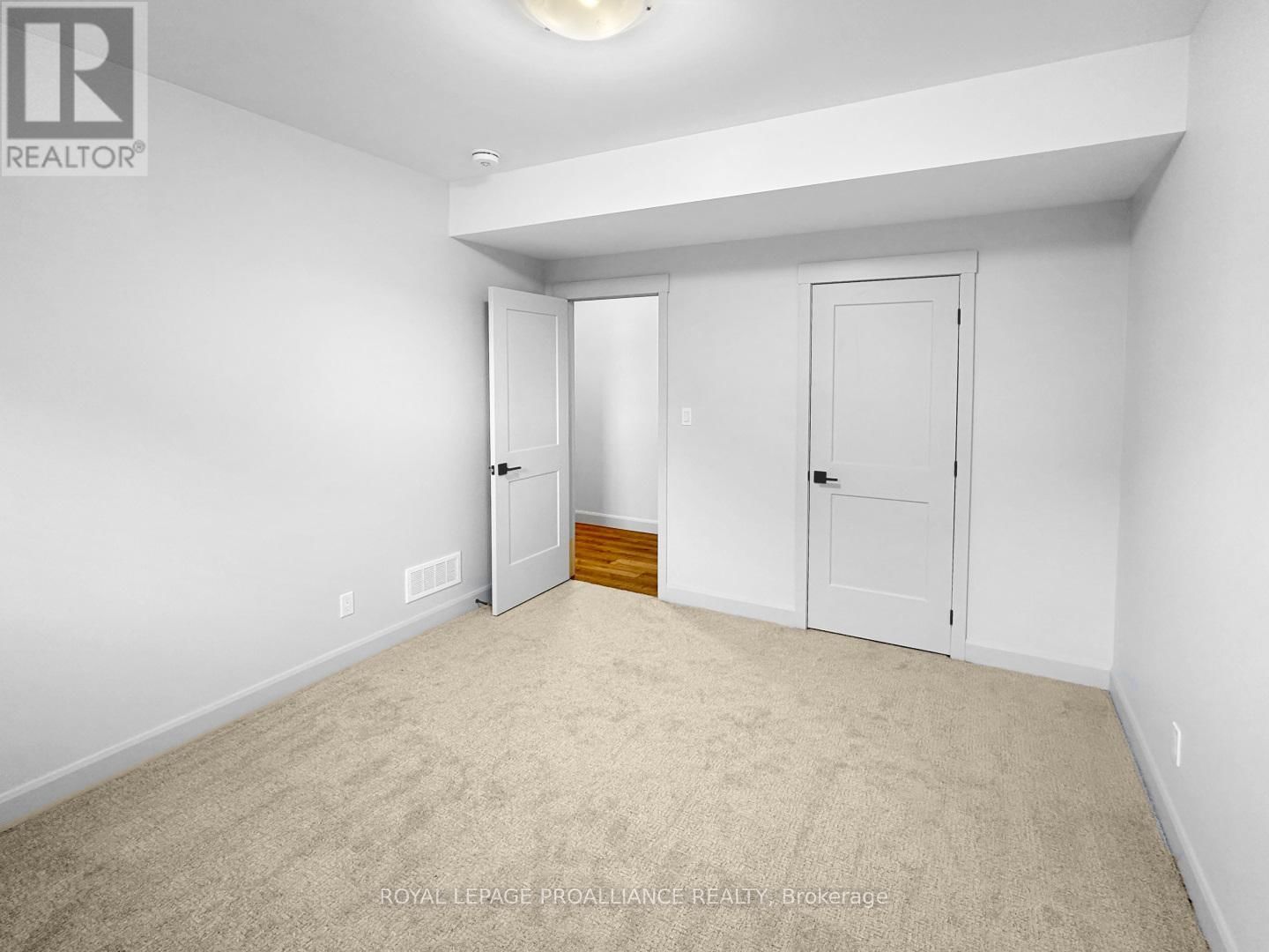37 DEERVIEW DRIVE Image 33