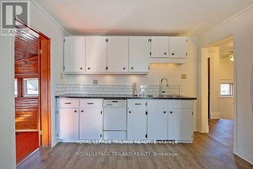 241 RIDOUT STREET SOUTH Image 19