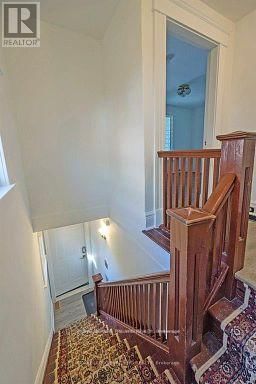 241 RIDOUT STREET SOUTH Image 24