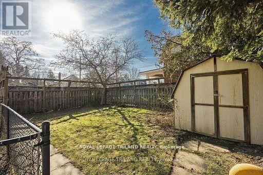 241 RIDOUT STREET SOUTH Image 28