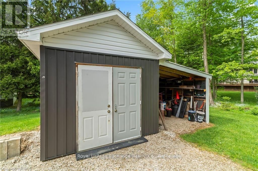 615 CAYUGA CRESCENT Image 29