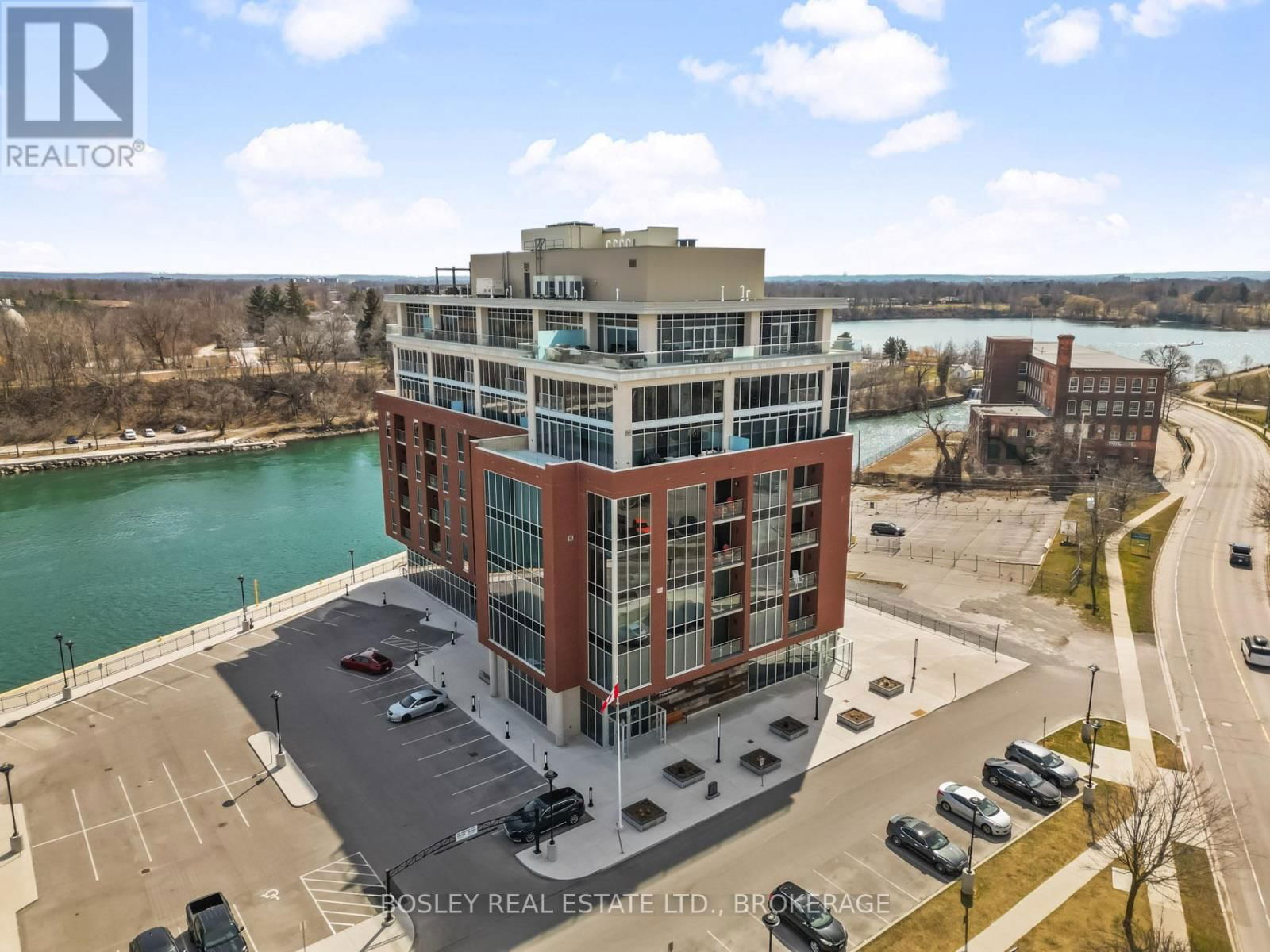 407 - 57 LAKEPORT ROAD Image 28