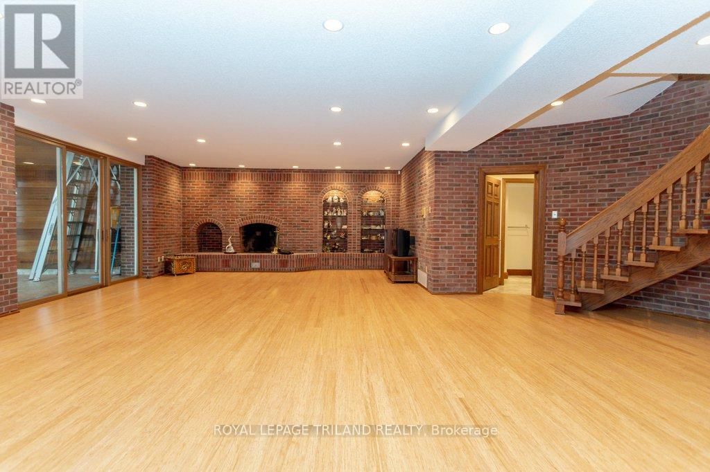 2643 OLD VICTORIA ROAD Image 8