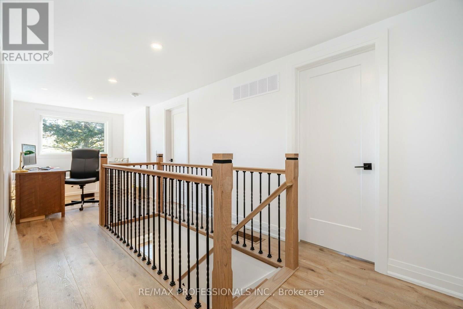 135850 9TH LINE Image 19