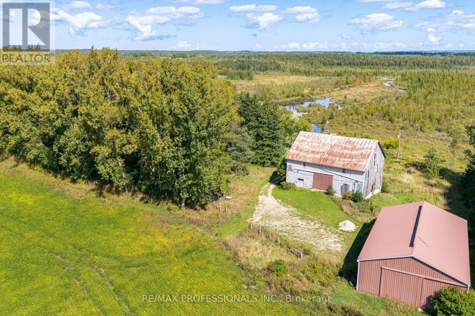 135850 9TH LINE Image 37