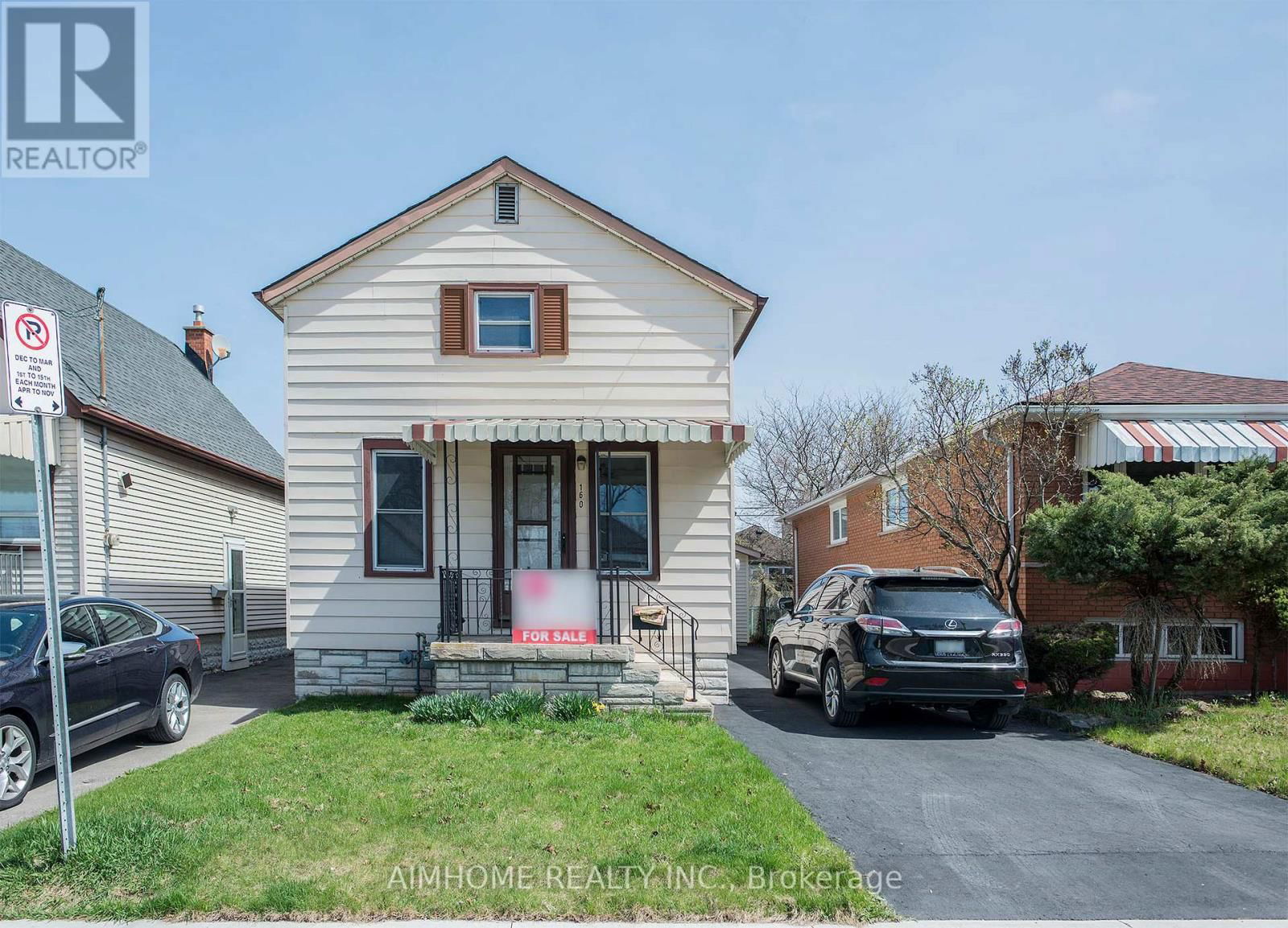 160 IVON AVENUE Image 1