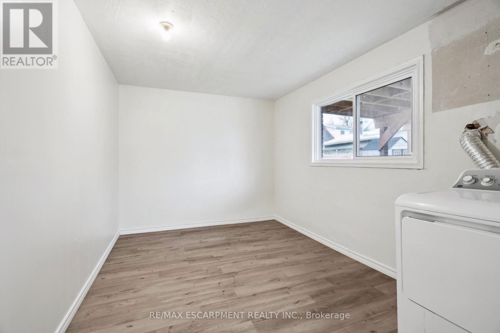 Lower Unit - 80 EAST STREET Image 19