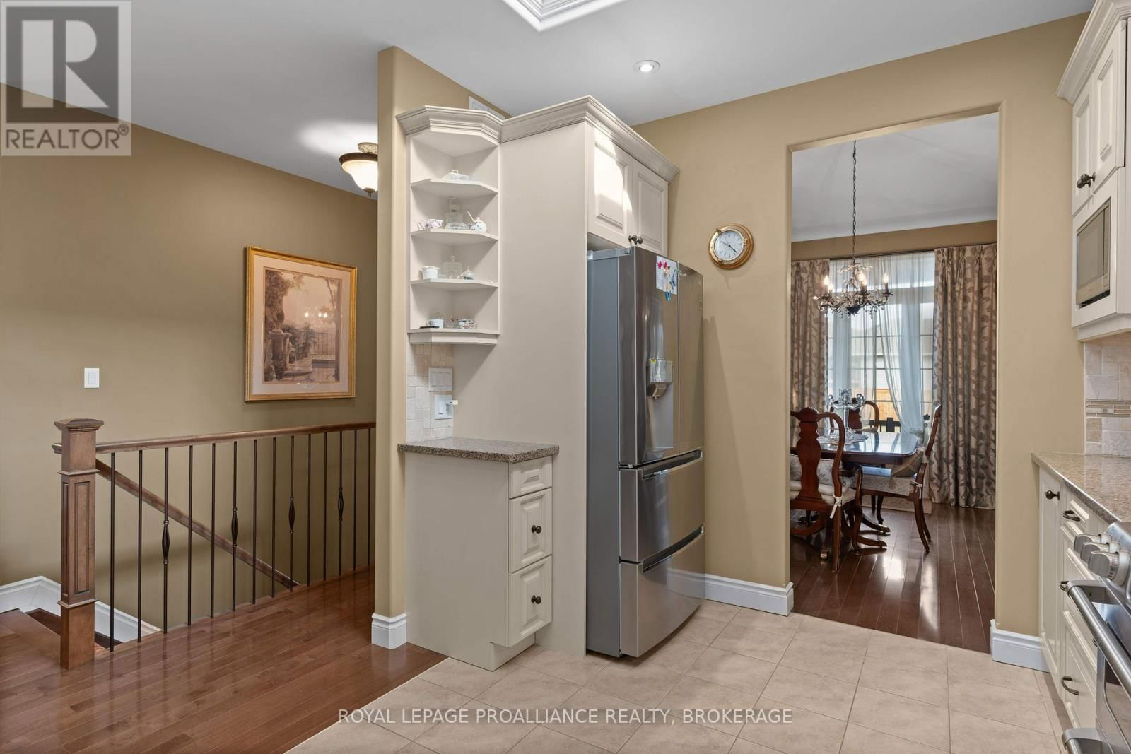 102 BLAKELY STREET Image 12