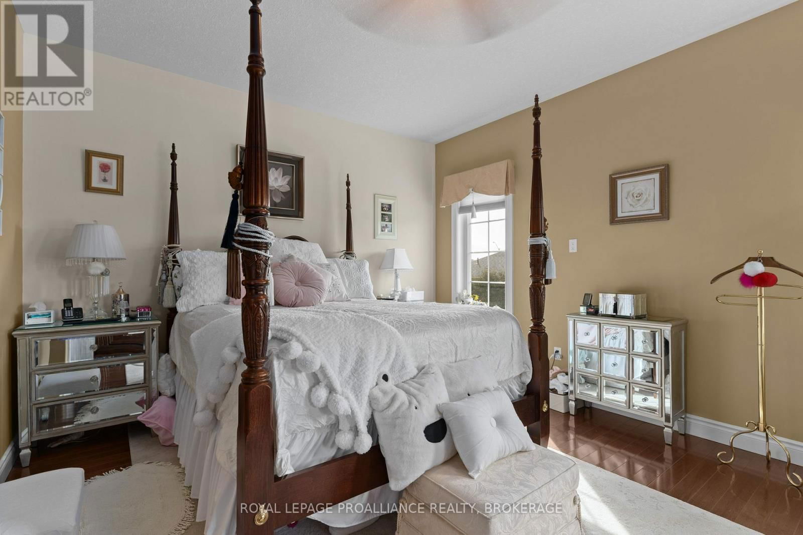 102 BLAKELY STREET Image 25