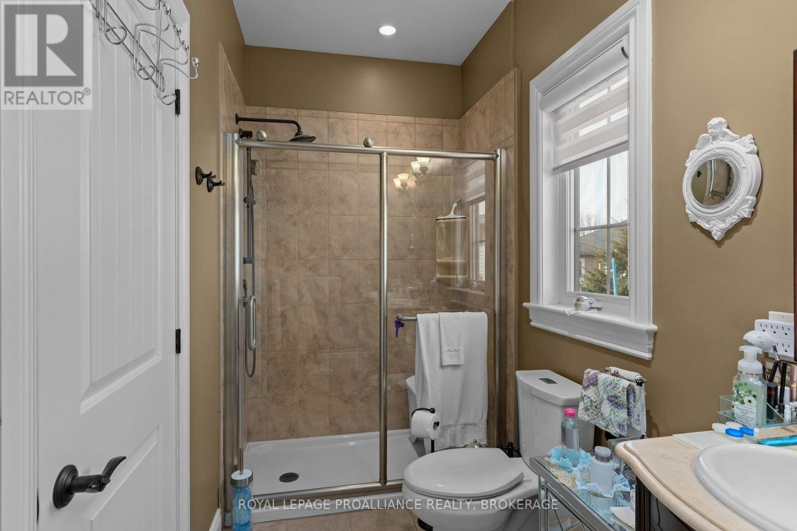 102 BLAKELY STREET Image 29