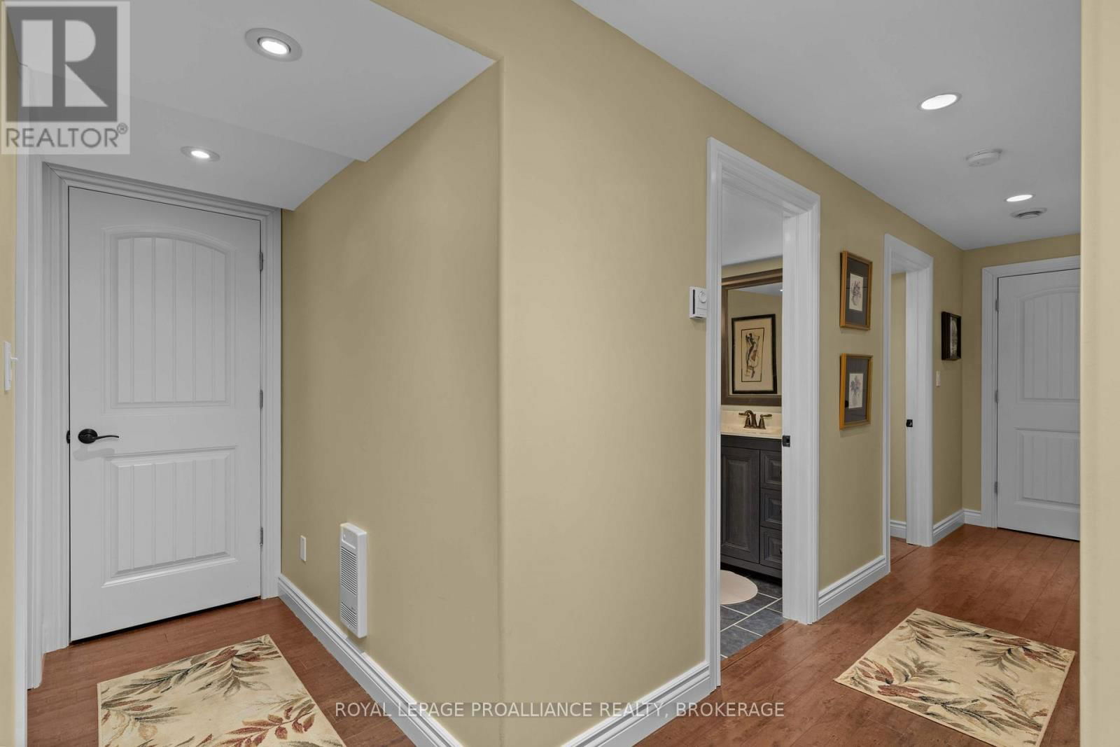 102 BLAKELY STREET Image 35