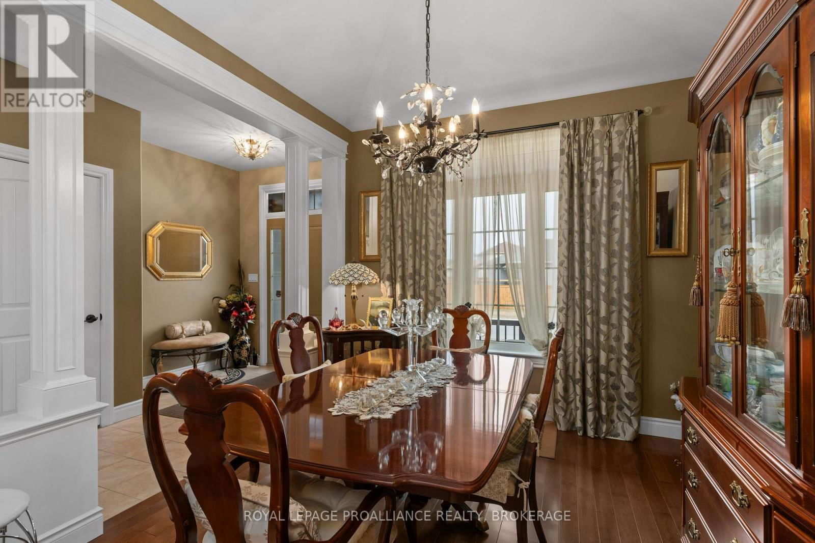 102 BLAKELY STREET Image 8