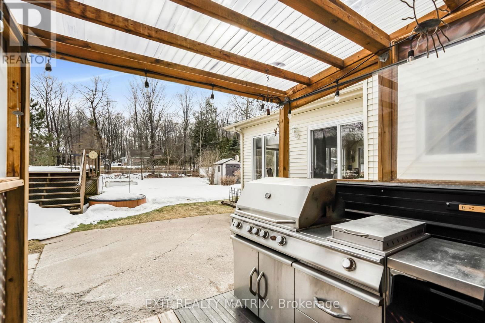 732 PATTEE ROAD Image 32