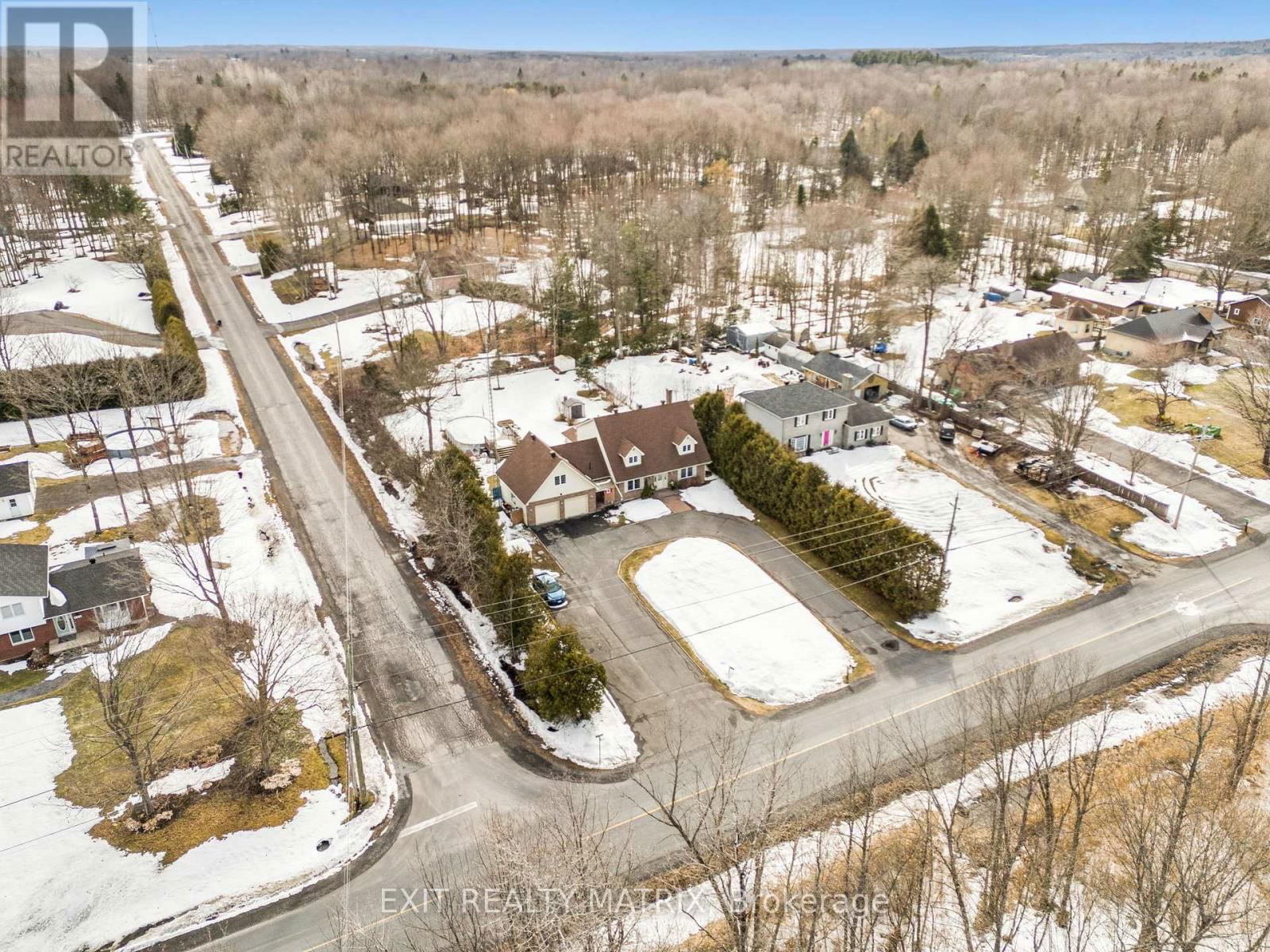 732 PATTEE ROAD Image 36