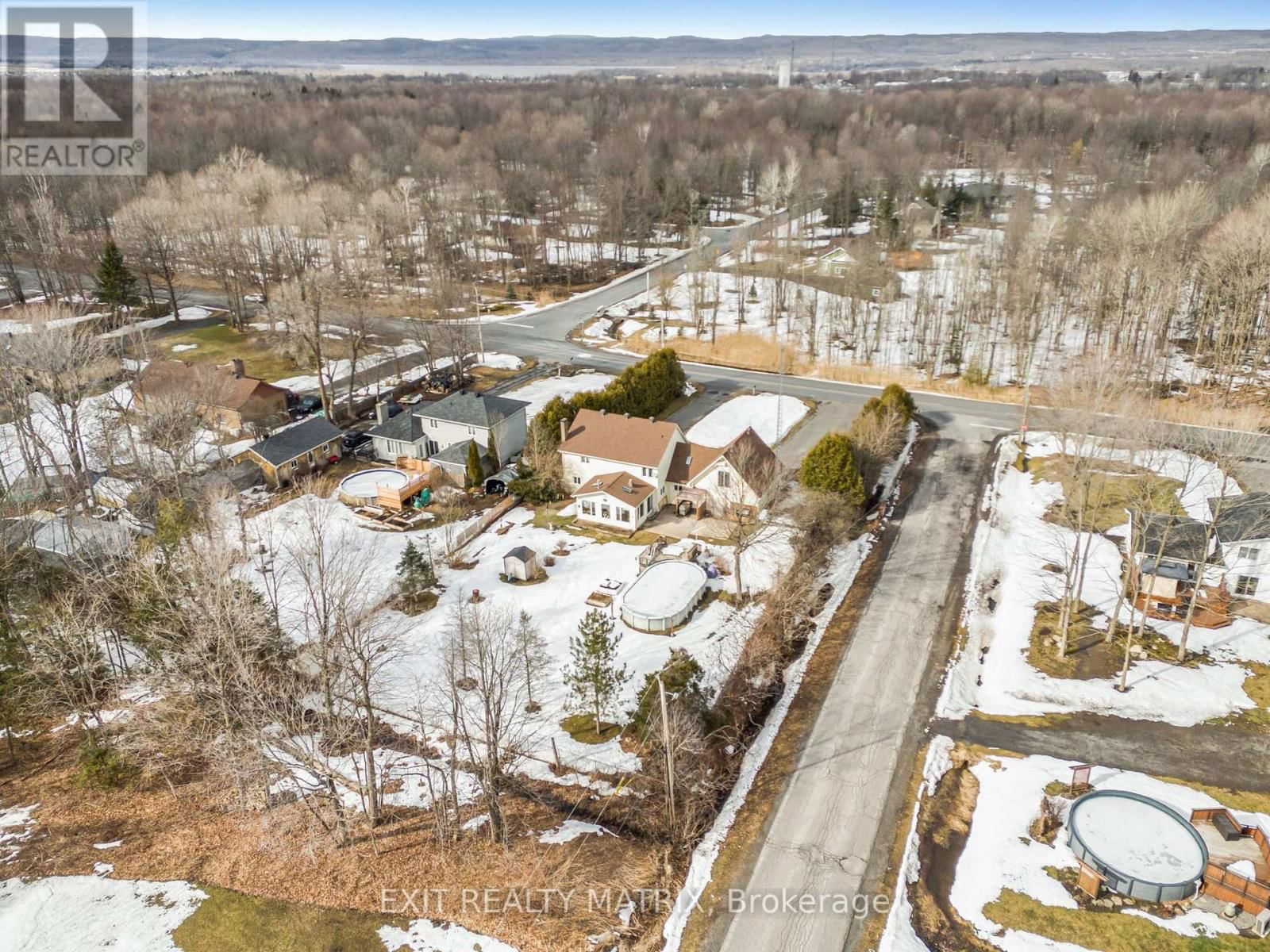 732 PATTEE ROAD Image 40