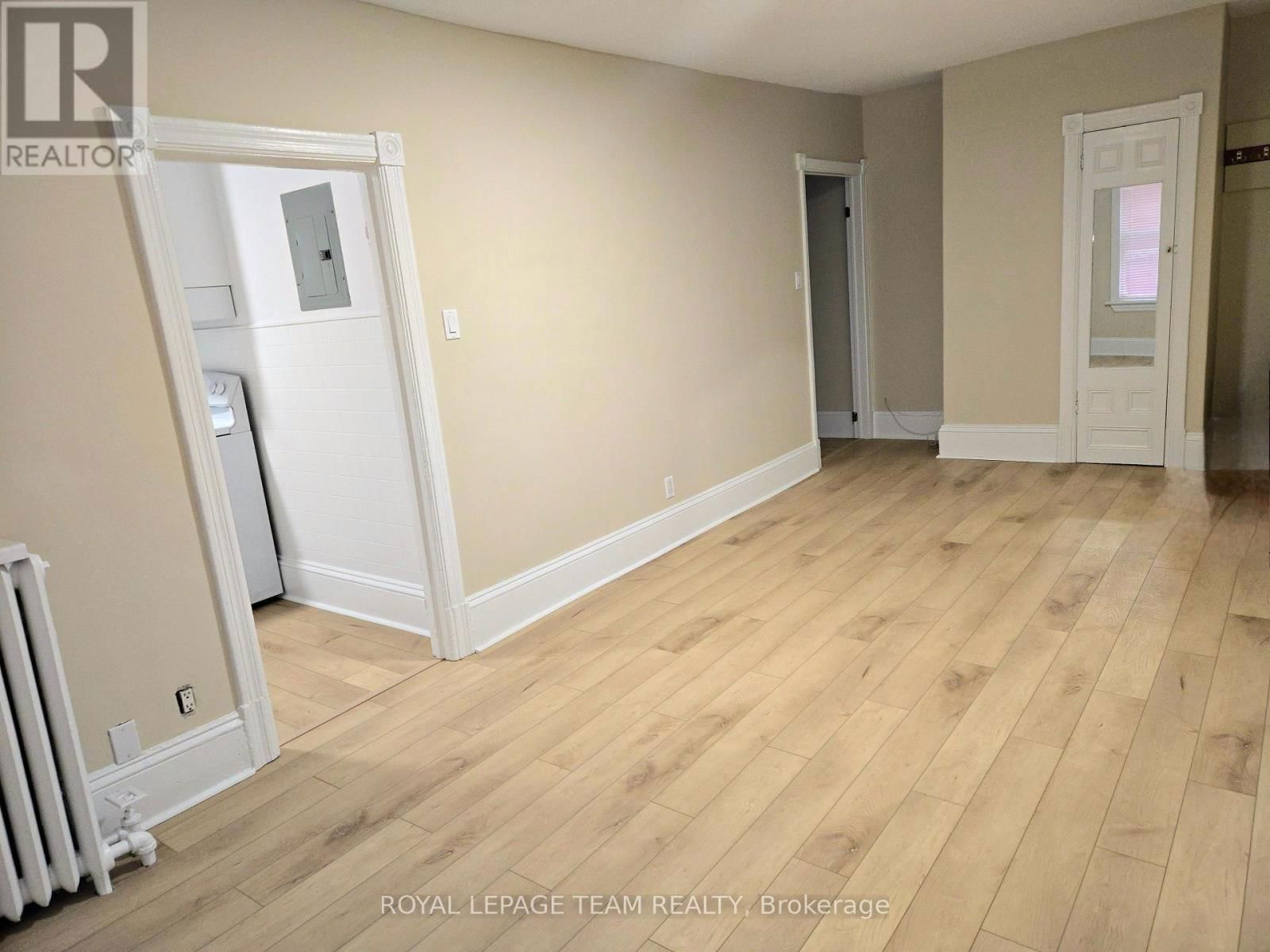 158 ST ANDREW STREET Image 11