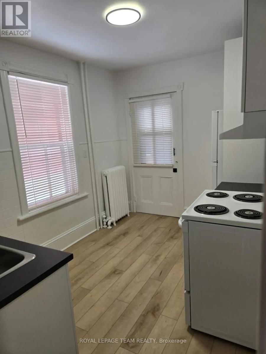 158 ST ANDREW STREET Image 15