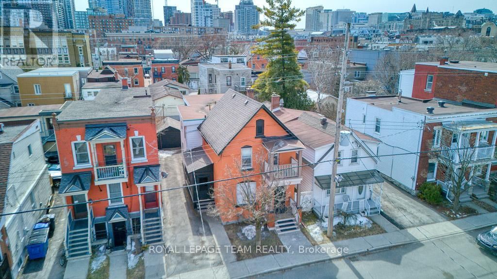 158 ST ANDREW STREET Image 19