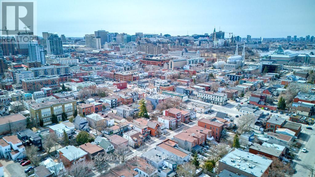 158 ST ANDREW STREET Image 21