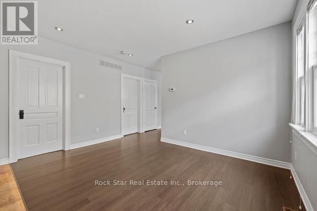 225 CHAFFEY STREET Image 22