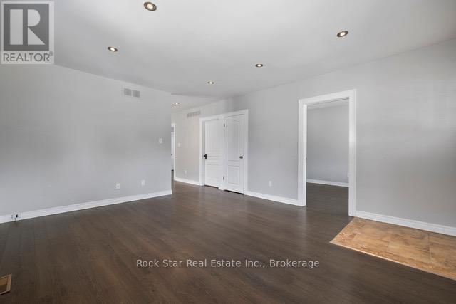 225 CHAFFEY STREET Image 24
