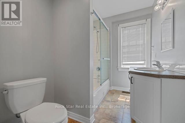 225 CHAFFEY STREET Image 29