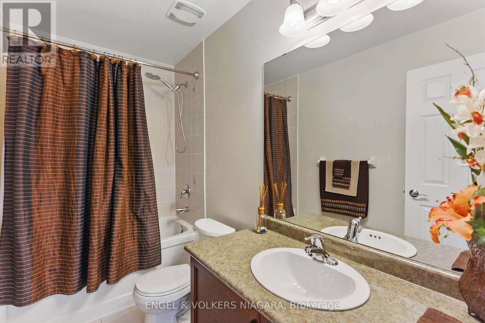 8679 DOGWOOD CRESCENT Image 14