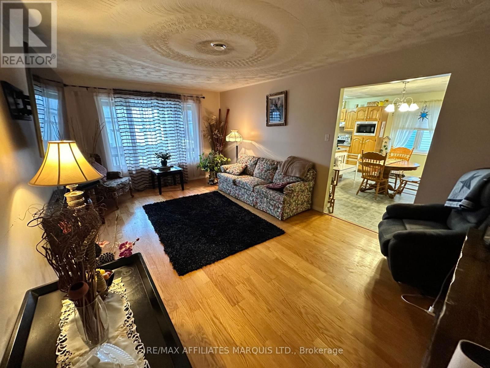 237 BISHOP STREET SOUTH Image 6