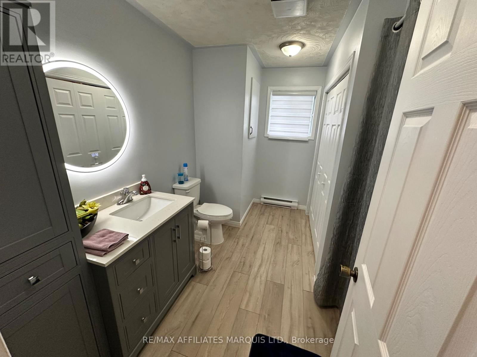 237 BISHOP STREET SOUTH Image 9