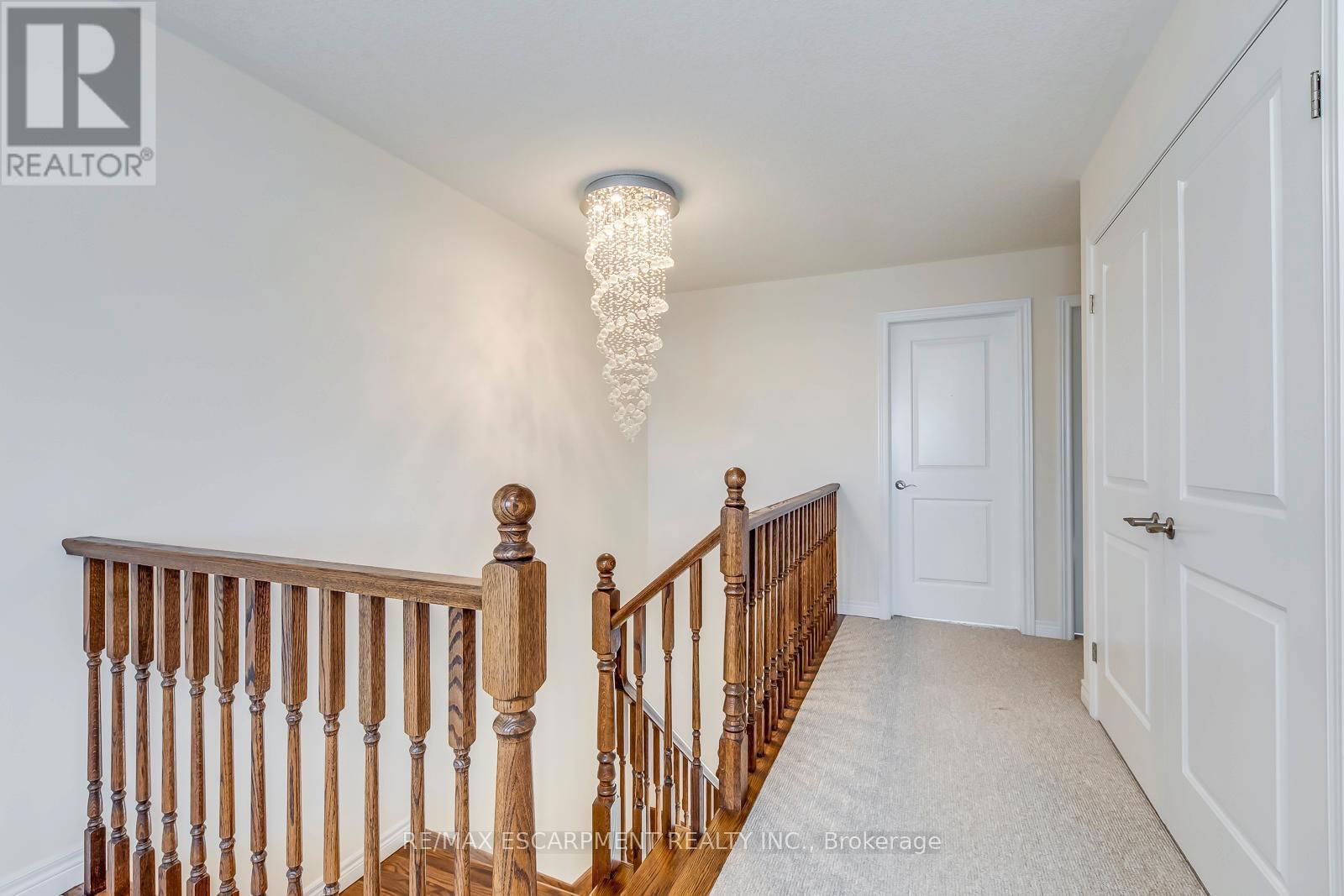 428 DALGLEISH TRAIL Image 27