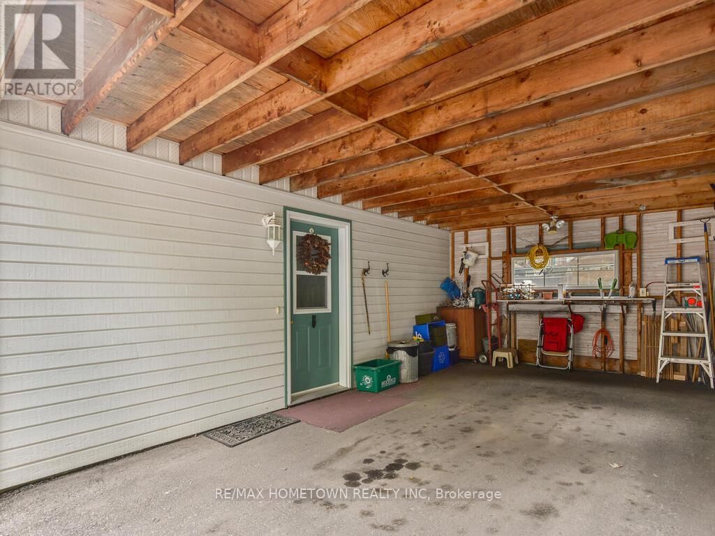 92 WATER STREET EAST Image 43