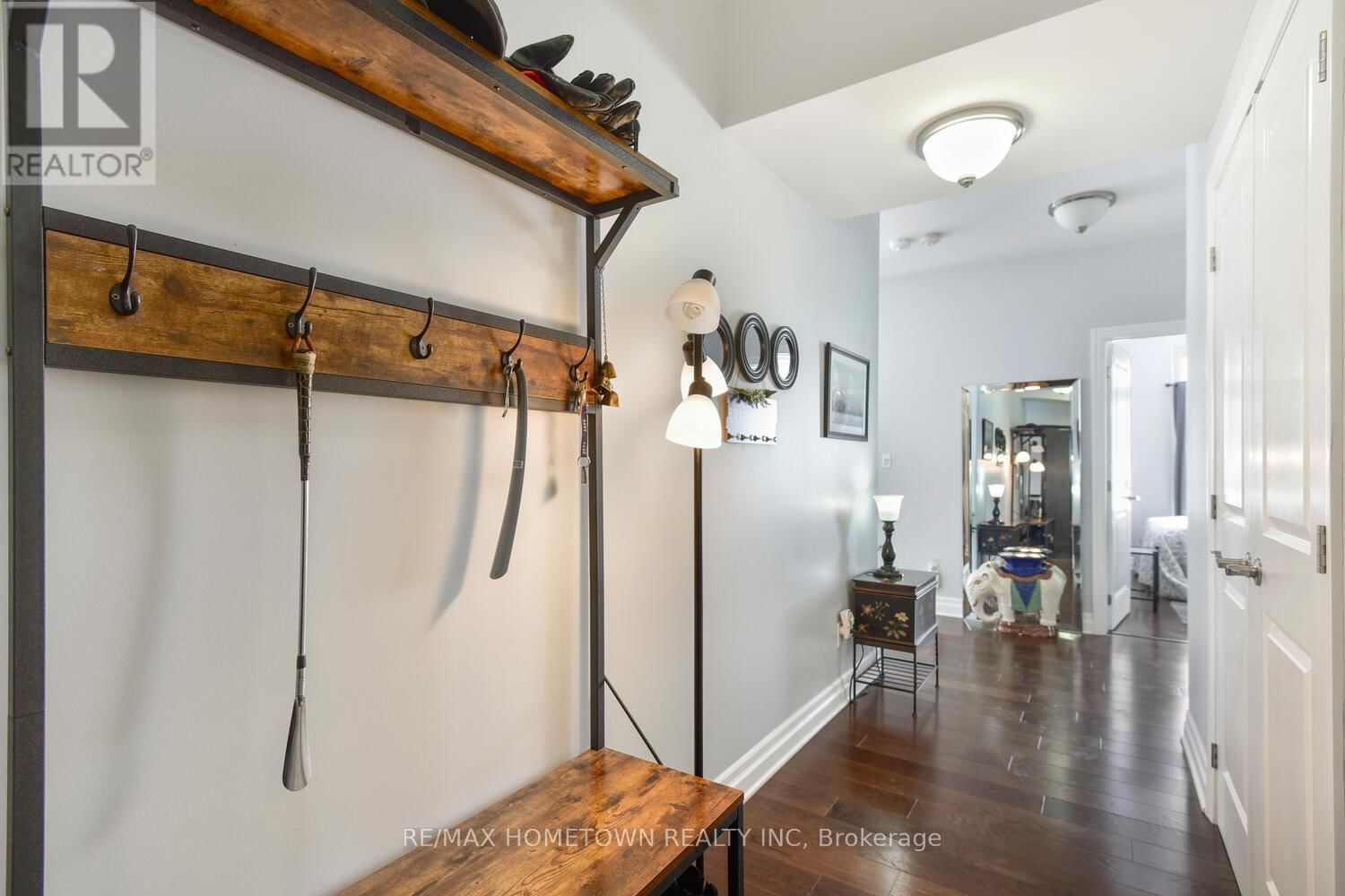 201 - 1109 MILLWOOD AVENUE Image 12
