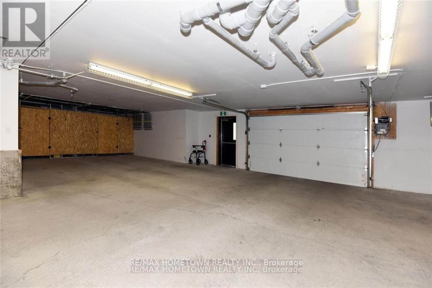 201 - 1109 MILLWOOD AVENUE Image 34