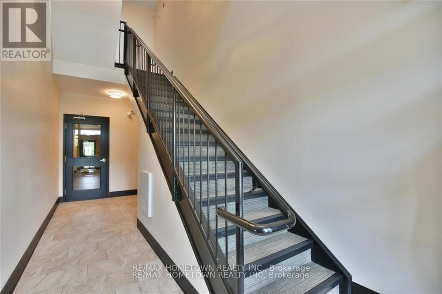 201 - 1109 MILLWOOD AVENUE Image 8