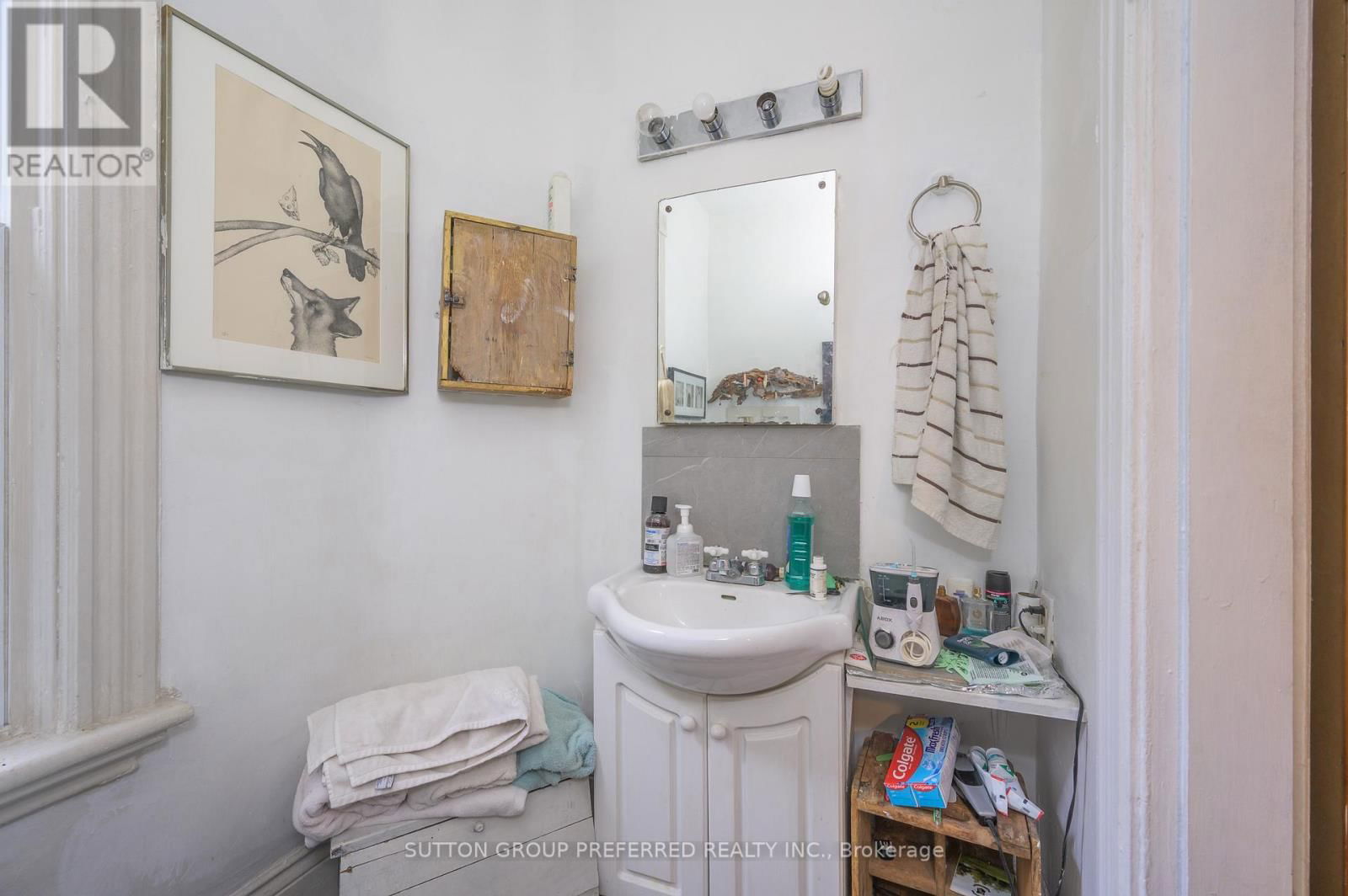 51 STANLEY STREET Image 36