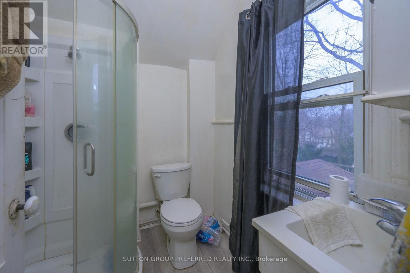 51 STANLEY STREET Image 20