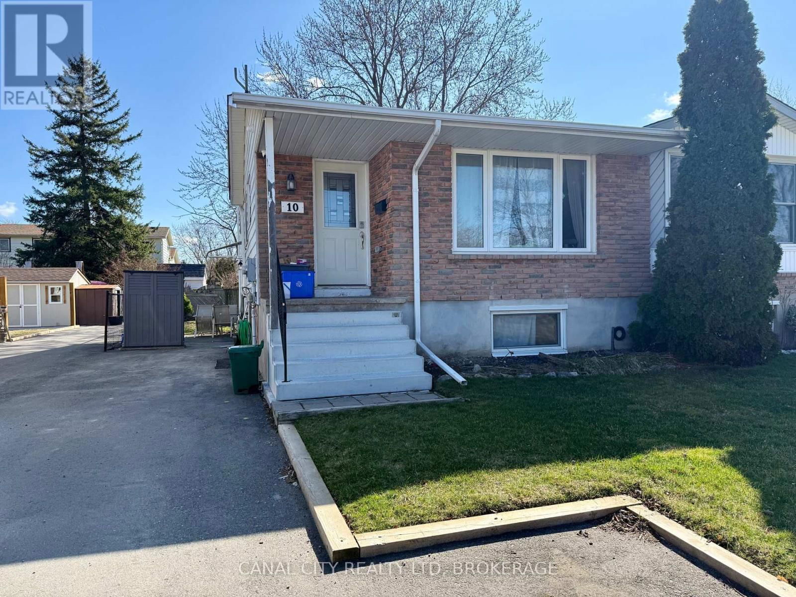 10 BALDWIN CIRCLE Image 1