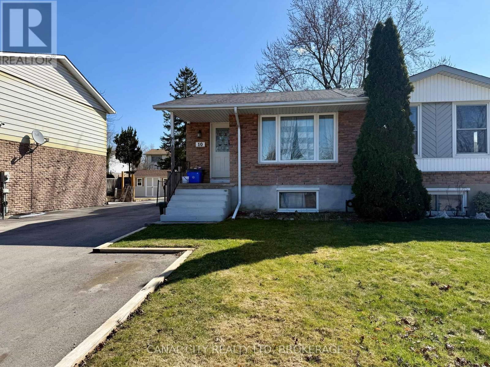10 BALDWIN CIRCLE Image 2