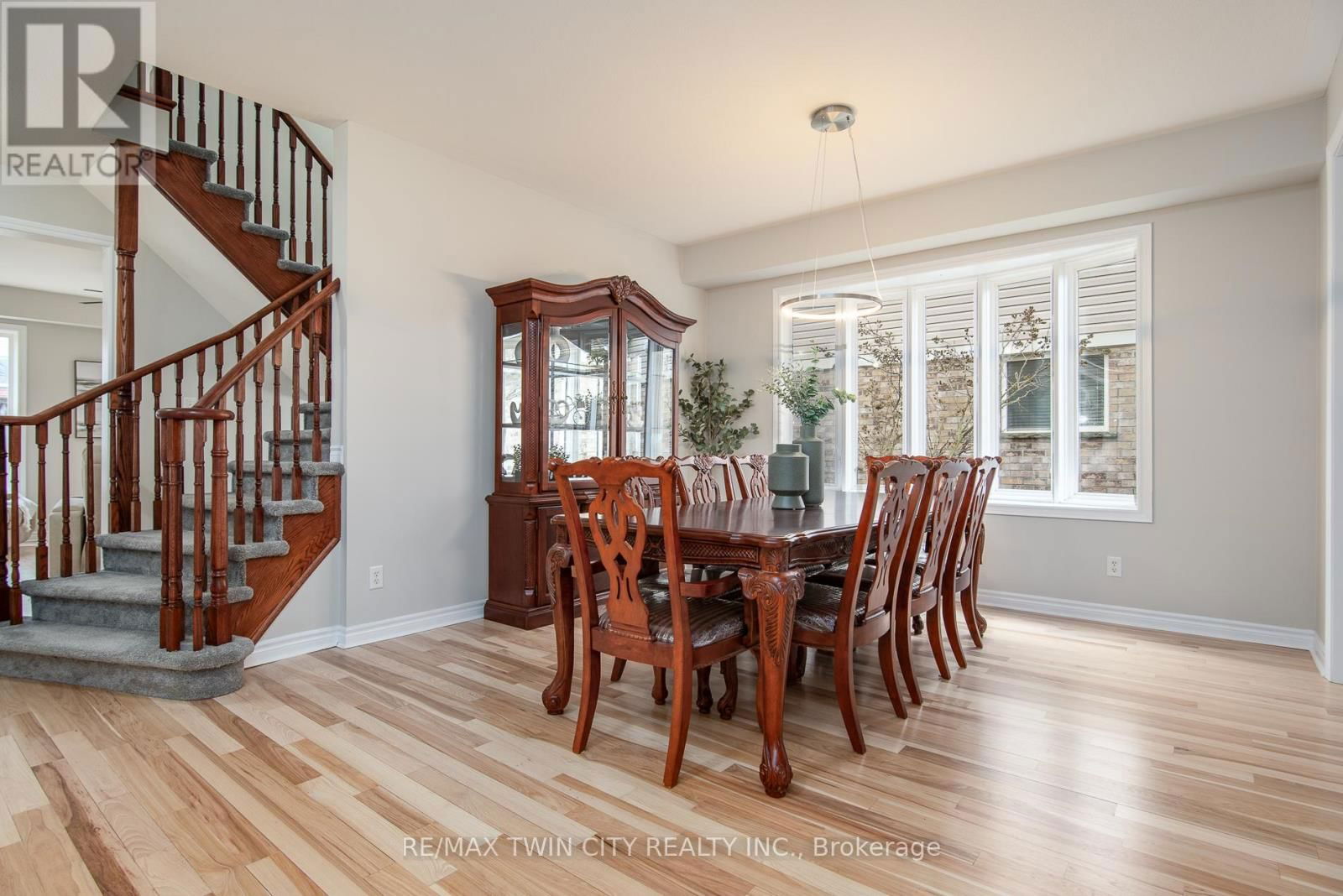 508 TOPPER WOODS CRESCENT Image 12