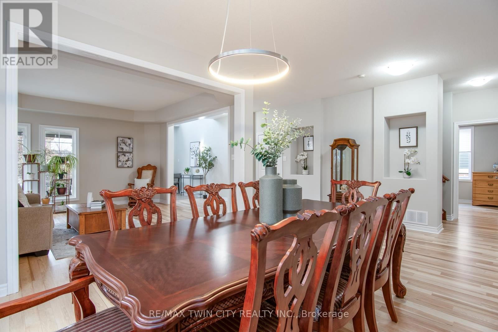 508 TOPPER WOODS CRESCENT Image 14